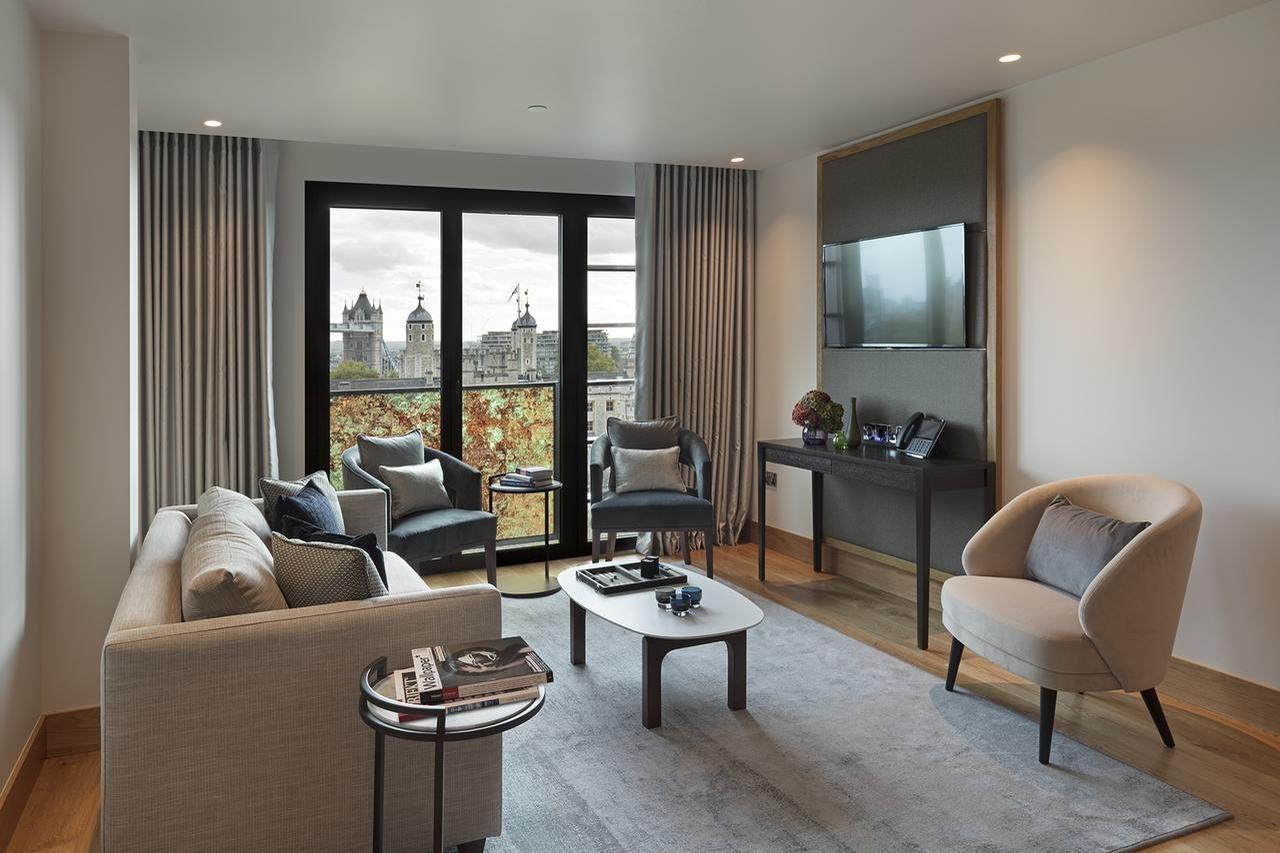 Tower Suites By Blue Orchid Лондон Екстериор снимка